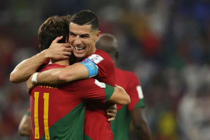 C罗创纪录葡萄牙3比2加纳 内马尔哭了 巴西2-0赢了：里沙利松超级倒钩破门惊艳世界