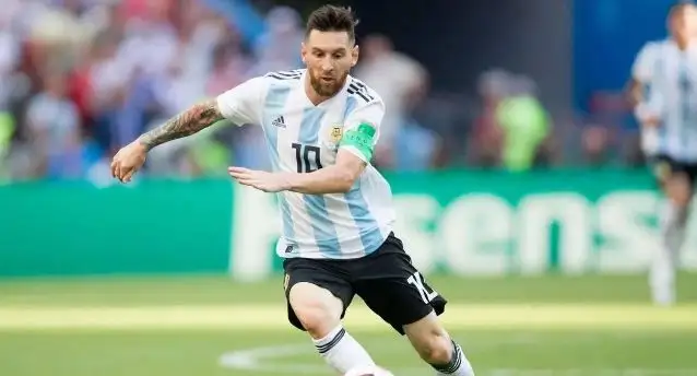 【独生美】阿根廷vs沙特 梅西出战 梅西点球破门 阿根廷1-0领先沙特